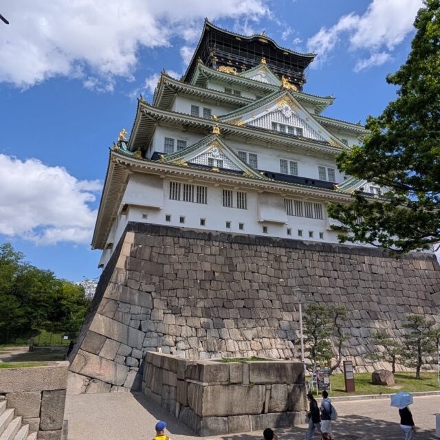 先日鳥取出張がありましたが、その帰り何気に大阪城に寄り道してしまいました。出張で寄り道できる会社ですw