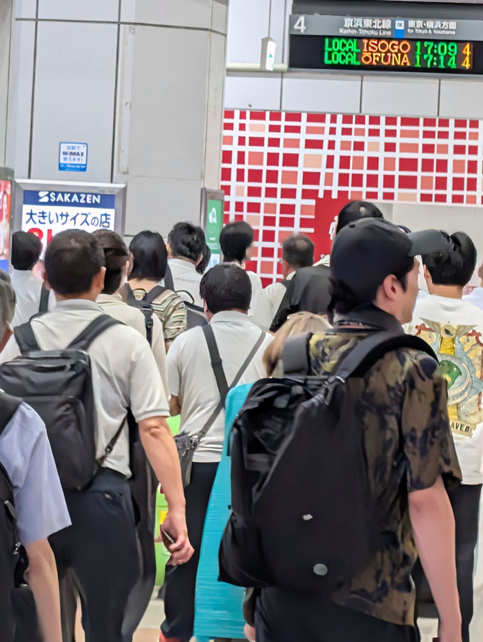 【社長ブログ】スタッフと秋葉原に出張